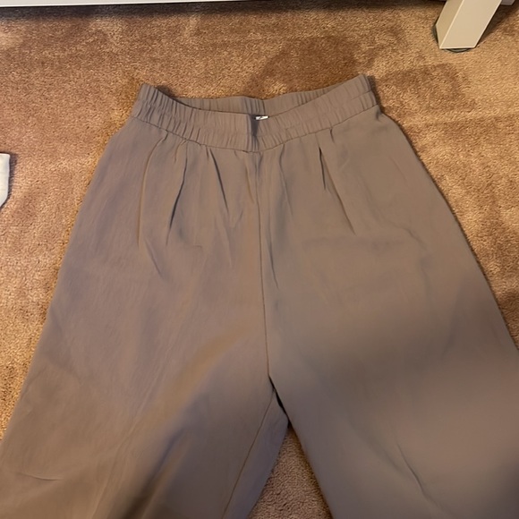 Culottes- Gray - Picture 2 of 3
